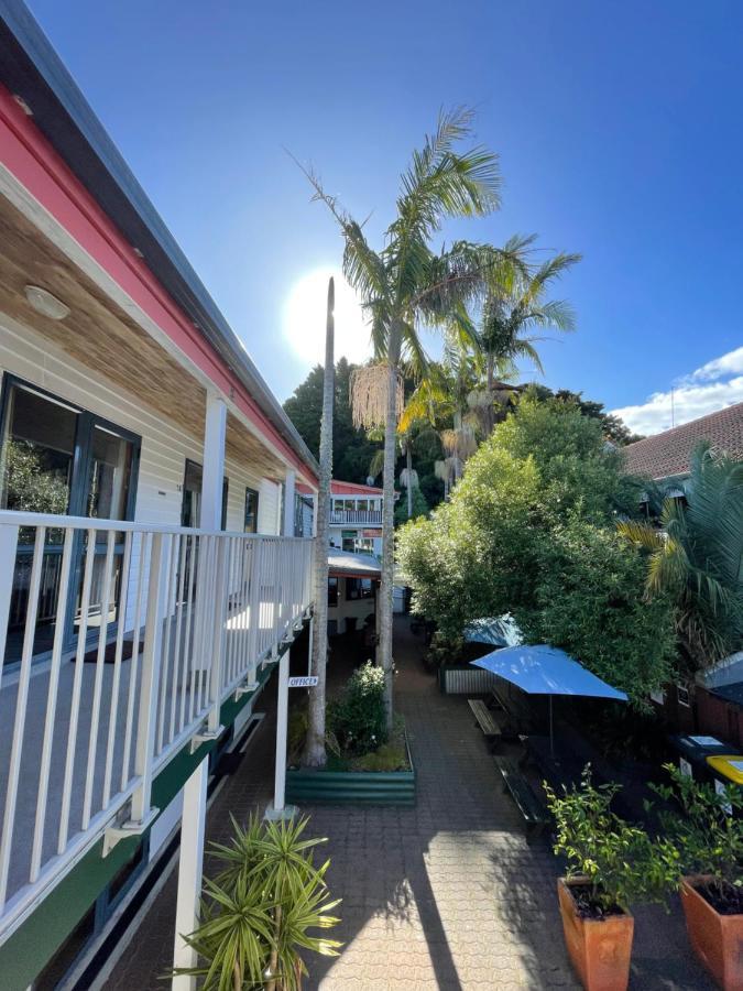 Peppertree Lodge & Backpackers Paihia Exterior photo